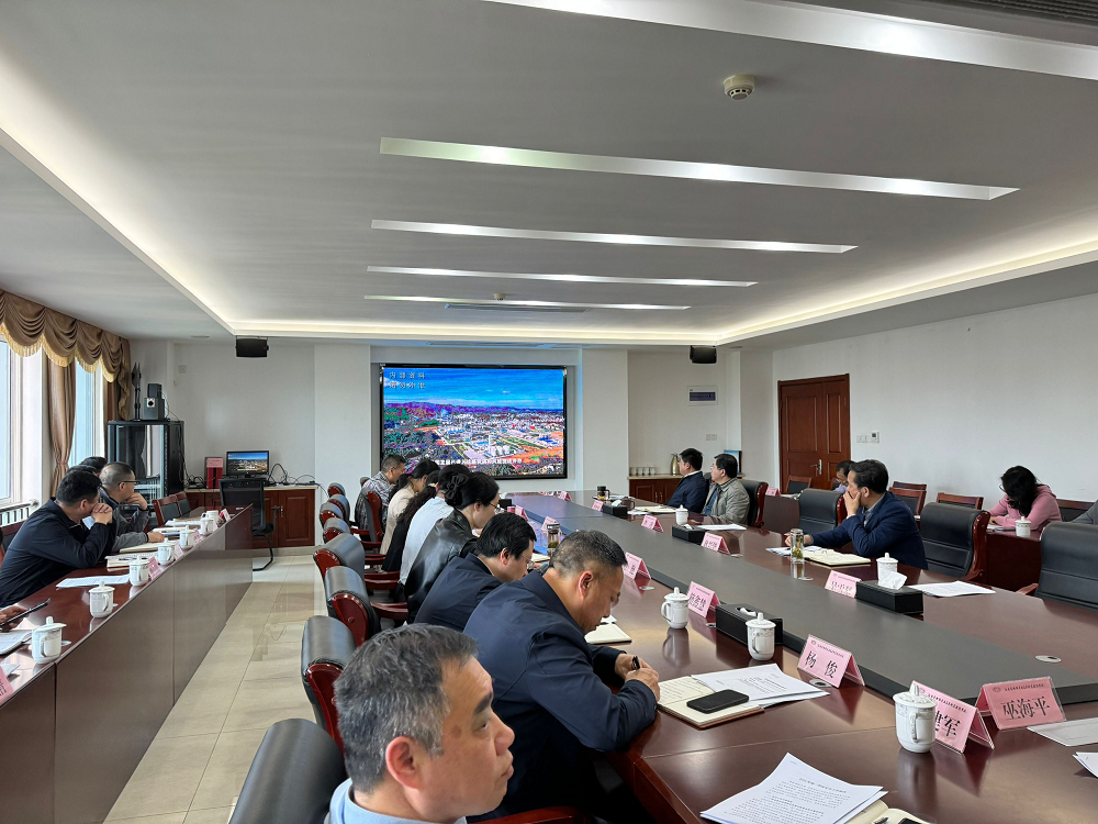 學校召開安全工作委員會二季度會議