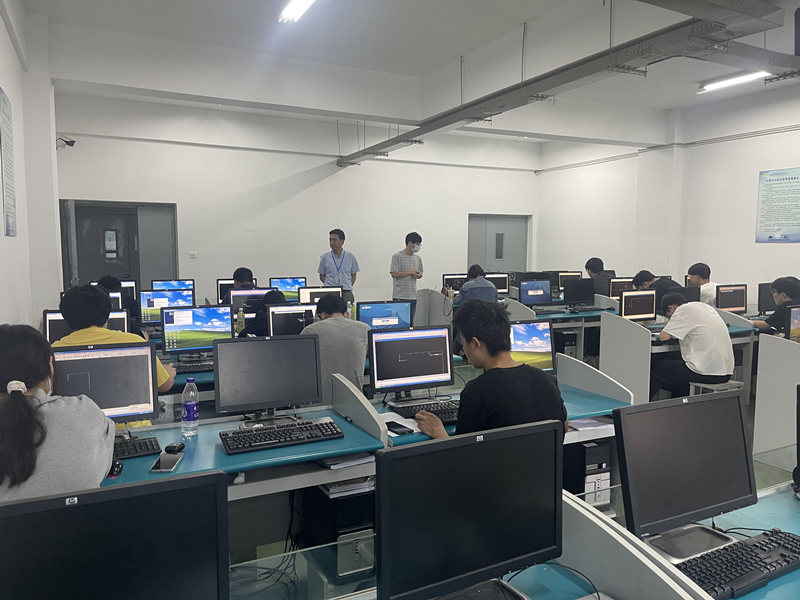 船舶工程學(xué)院舉辦船舶與海洋工程CAD/CAM技能競(jìng)賽