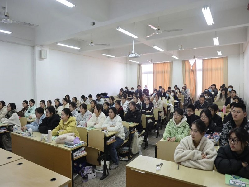 展課堂風采，促教學質(zhì)量 ——張婉杰老師講《流行音樂—樂曲欣賞》