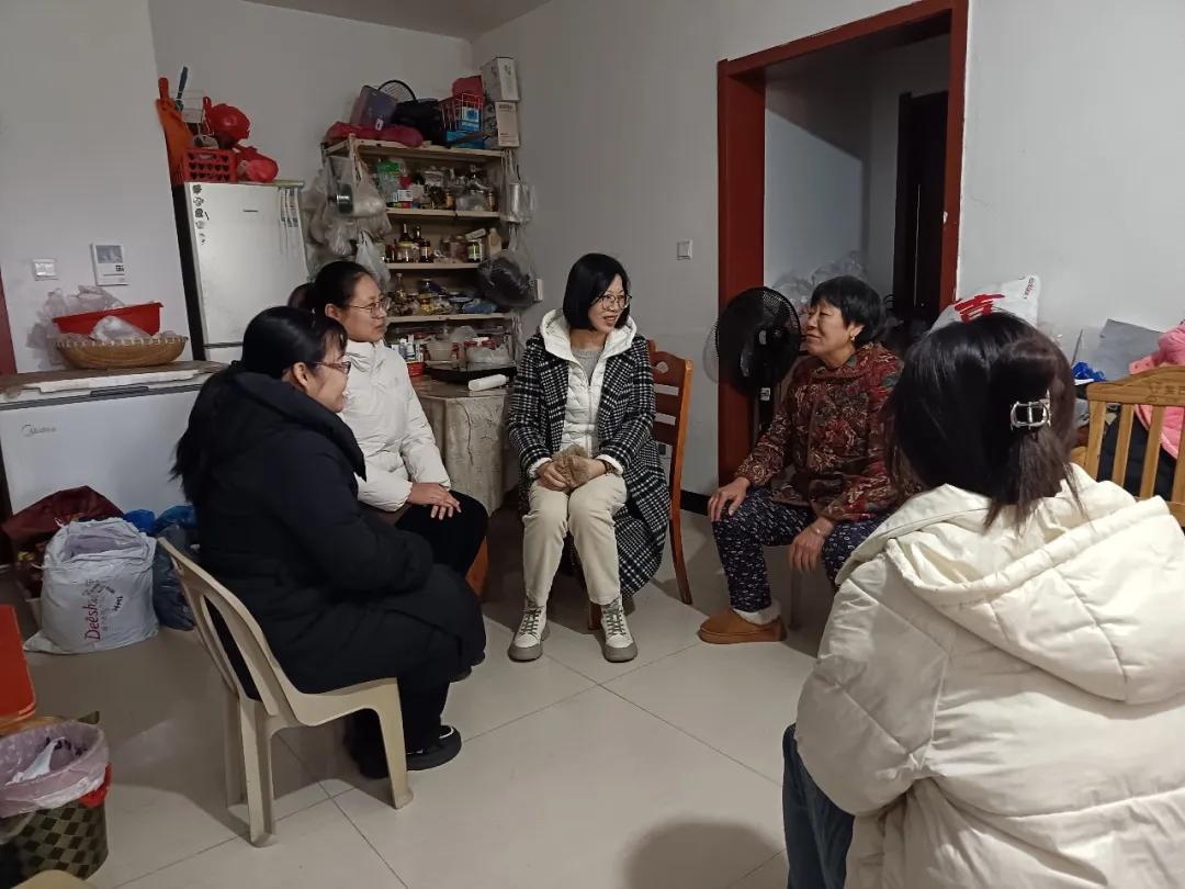 學(xué)校扎實(shí)開展“情暖冬日、家校同心”寒假家訪活動(dòng)