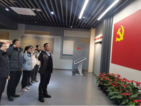 工會支部赴宜興開展主題黨日活動