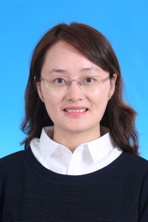 基礎(chǔ)教學(xué)部主任、馬克思主義學(xué)院副院長楊鳳琴
