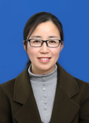 基礎(chǔ)教學(xué)部黨總支委員、思政英語(yǔ)教研室黨支部書記、中職思政教研室主任張海濱