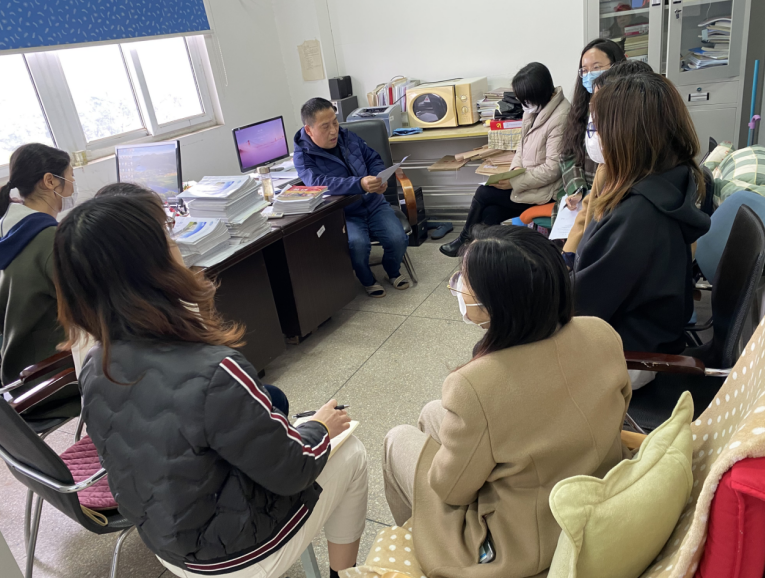 英語教研室開展第5周政治理論學習暨教研活動