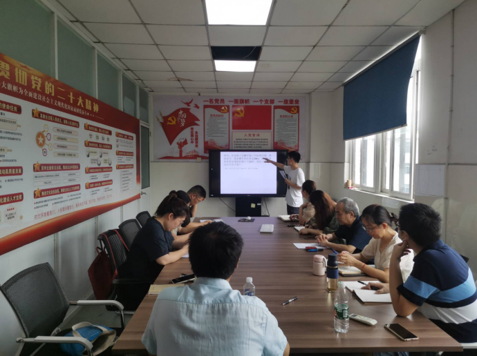 基礎(chǔ)教學部舉行擬聘用兼課教師試講活動