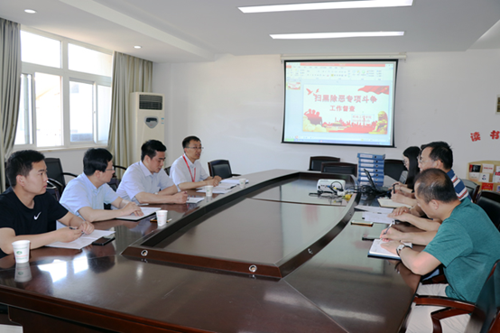 倪依純副校長一行對機(jī)電工程學(xué)院 掃黑除惡專項斗爭進(jìn)行督查