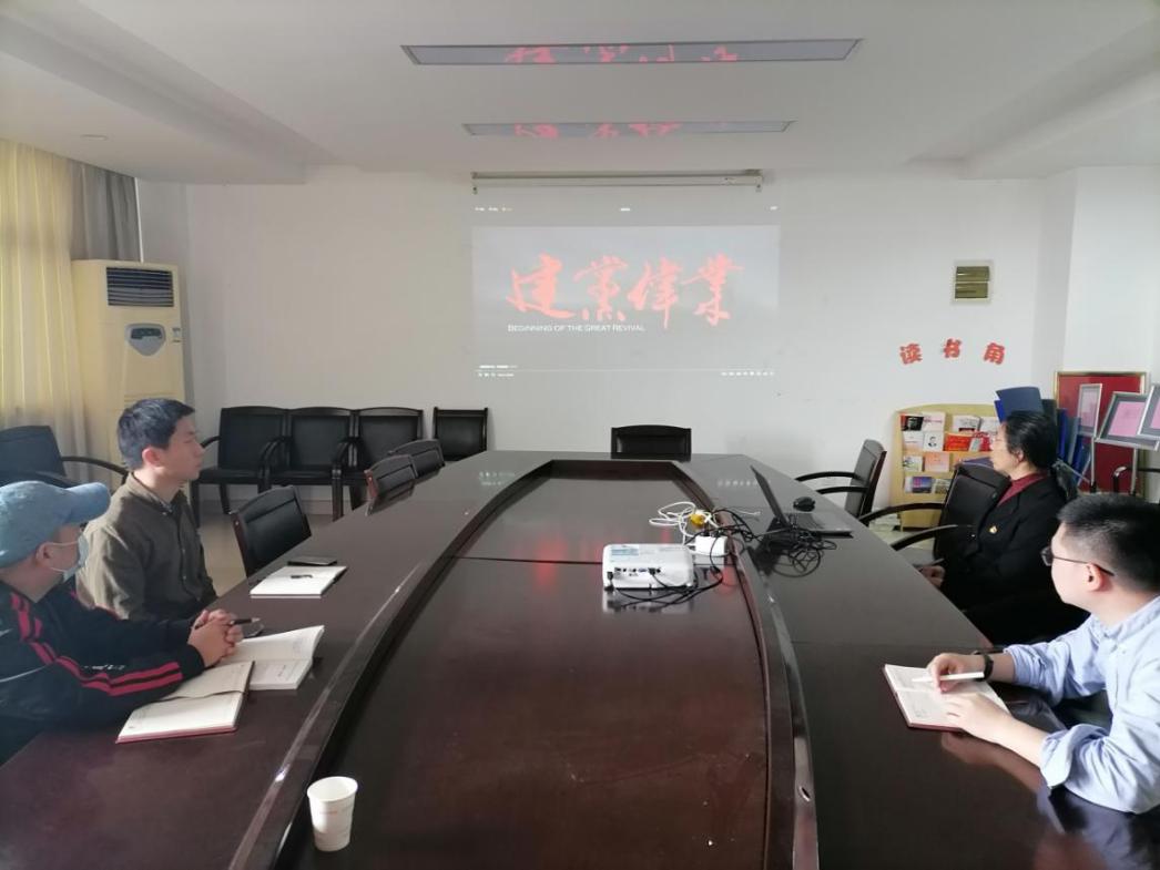 追尋光輝足跡 弘揚優(yōu)良傳統(tǒng)