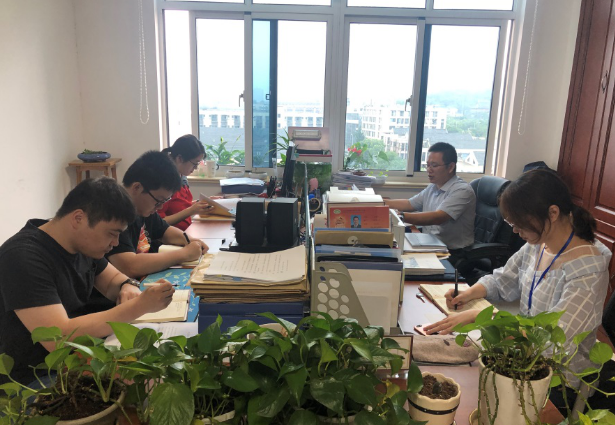 紀(jì)檢審計(jì)財(cái)務(wù)黨支部召開 以優(yōu)良作風(fēng)保證“雙勝利”專題組織生活會