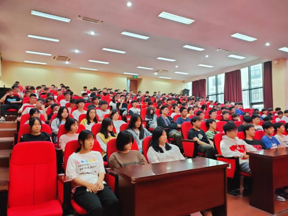 交通工程學(xué)院舉行2019級(jí)中職學(xué)測考試動(dòng)員會(huì)
