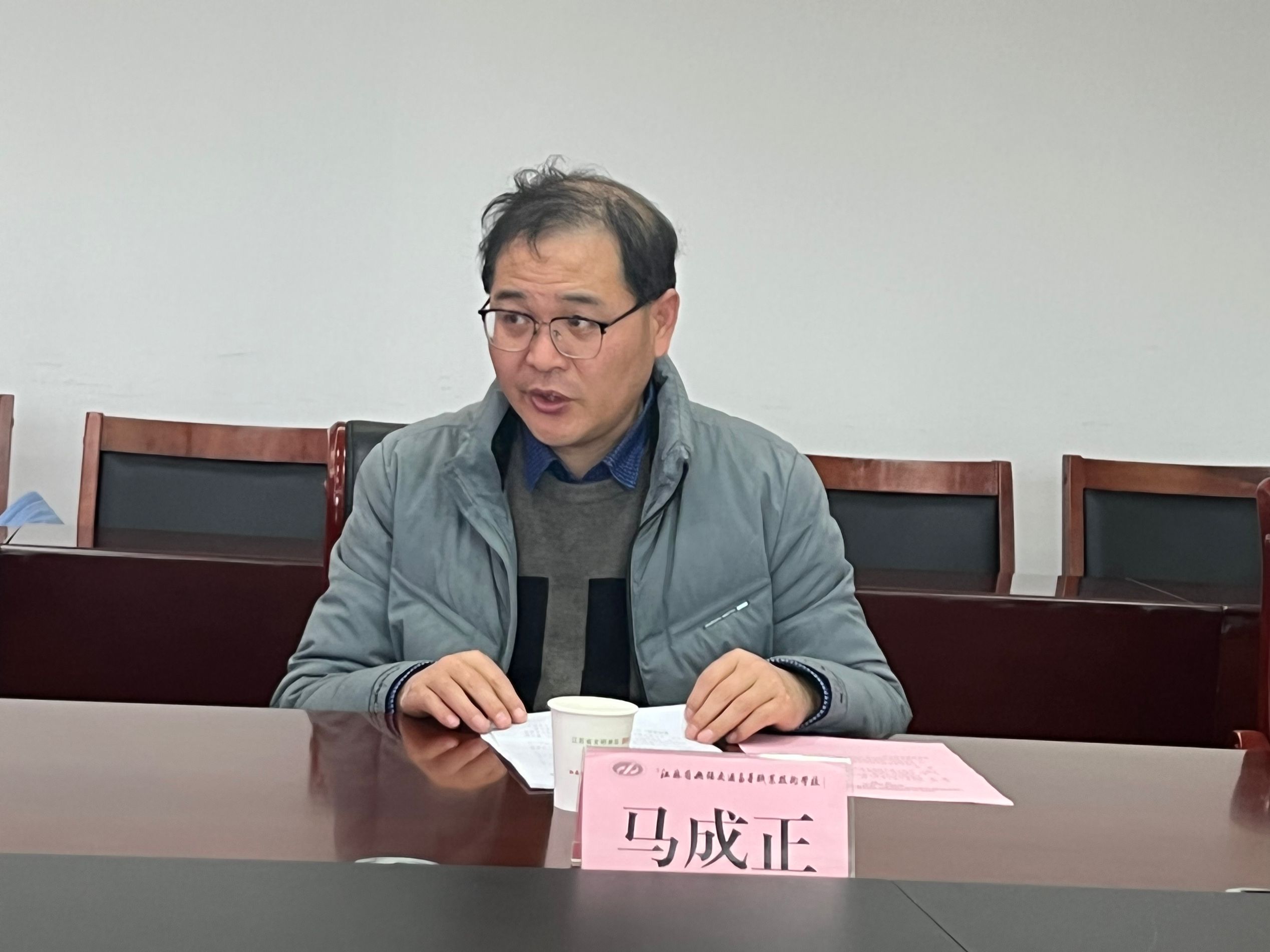 我校舉行2024年全國(guó)職業(yè)院校技能大賽“城市軌道交通運(yùn)營(yíng)與維護(hù)”項(xiàng)目中職組江蘇代表隊(duì)集訓(xùn)開班儀式