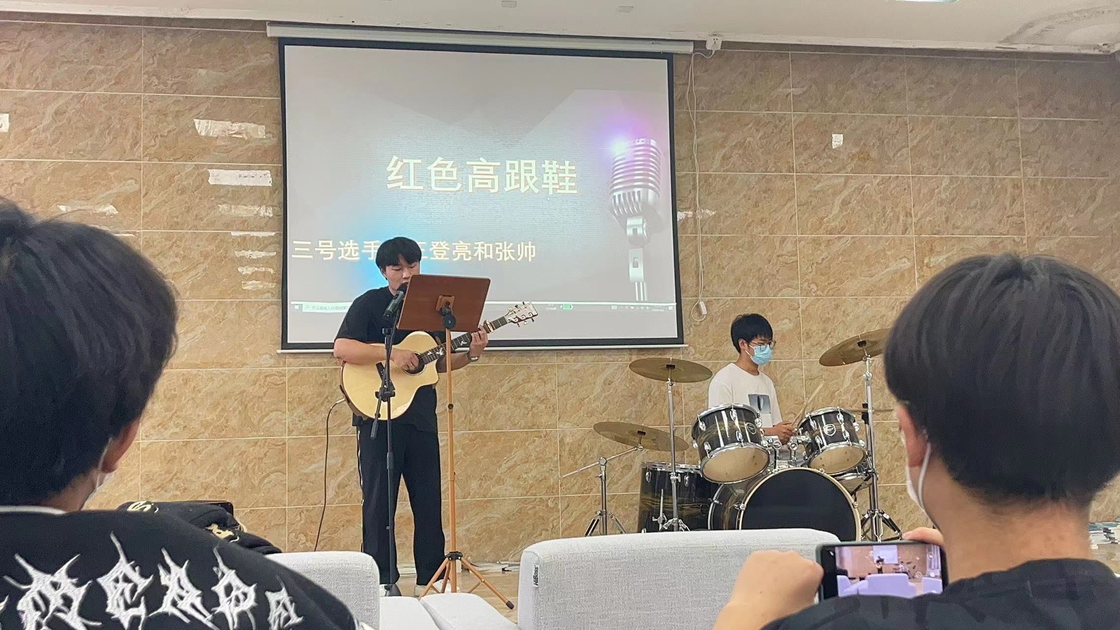 抗擊疫情，音樂不靜默 　　　　