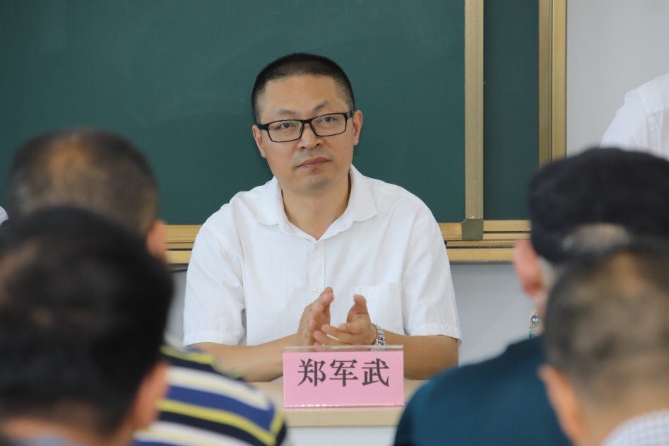 國(guó)網(wǎng)江蘇電力新能源汽車應(yīng)用研討會(huì)在新能源實(shí)訓(xùn)中心舉行