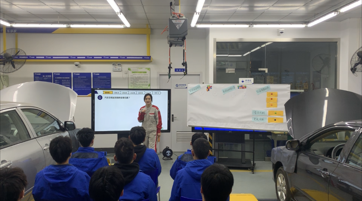 2019年無(wú)錫市教學(xué)大賽暨課堂教學(xué)大賽 隨堂聽(tīng)課在汽車工程學(xué)院舉行