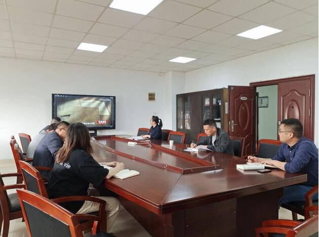 學(xué)習(xí)“兩彈一星”精神，努力做好教育教學(xué)工作