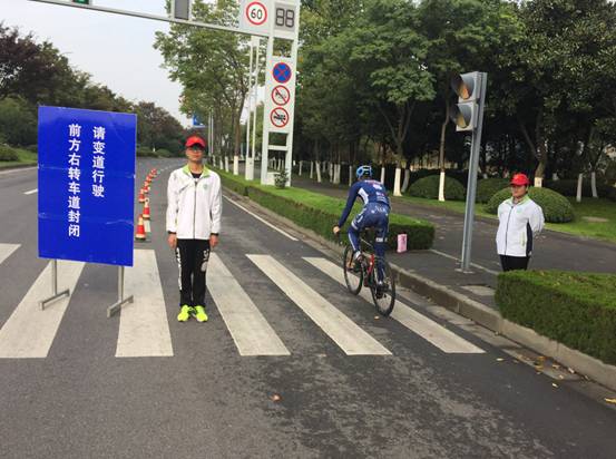 1490166384817064148.jpg 20151120140225647003.jpg