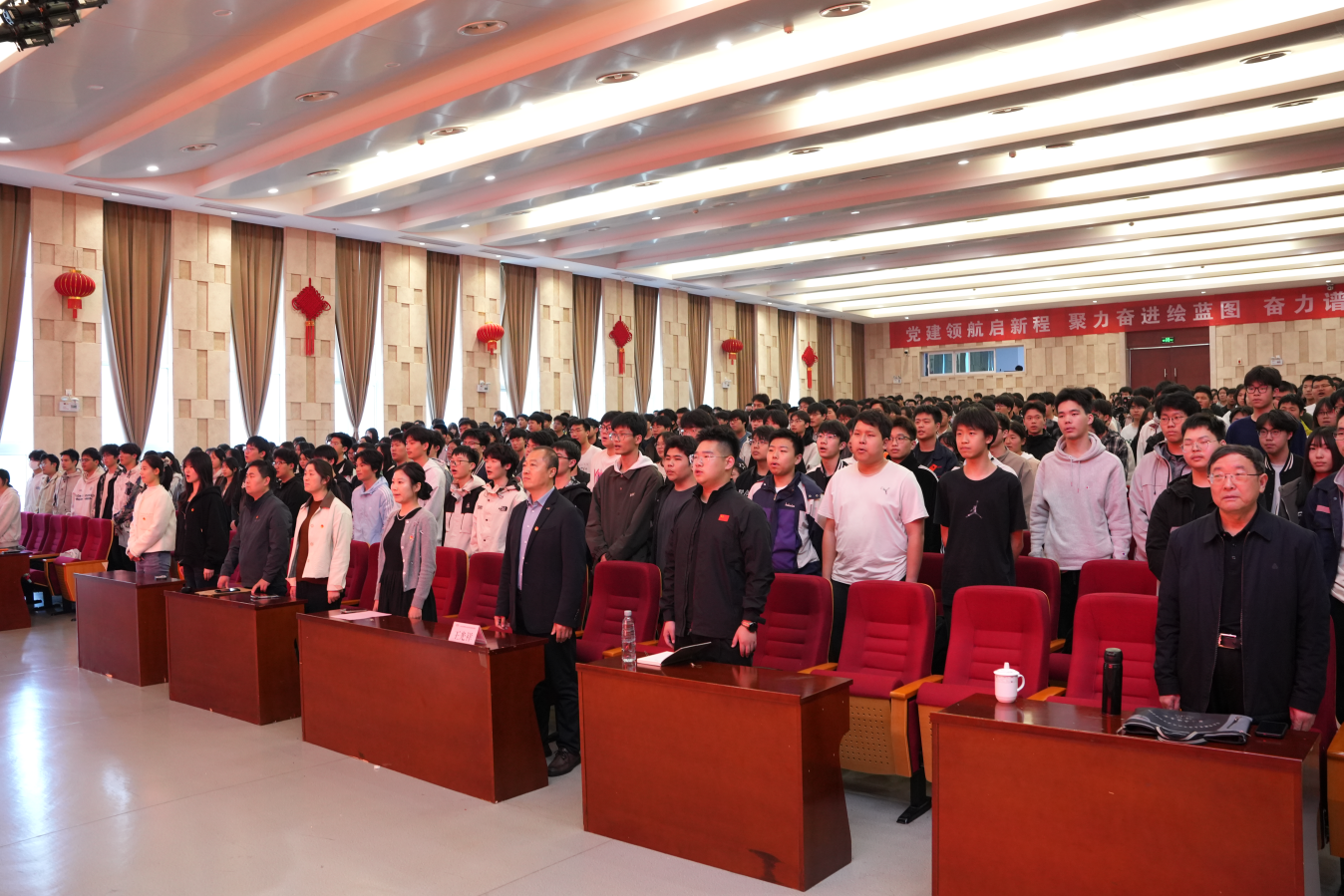 我校2026年春季學(xué)期業(yè)余團校培訓(xùn)班正式開班