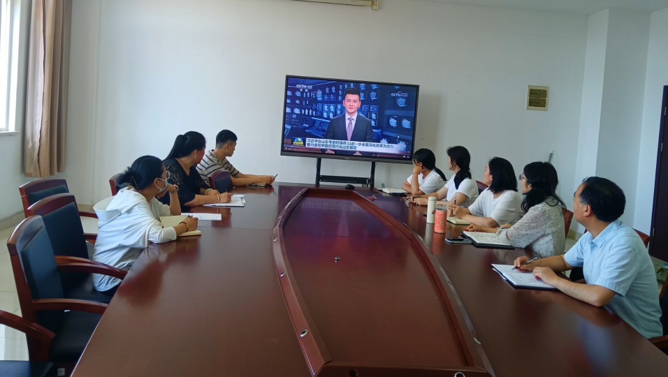 物流管理學(xué)院黨總支召開中心組理論學(xué)習(xí)擴大會議
