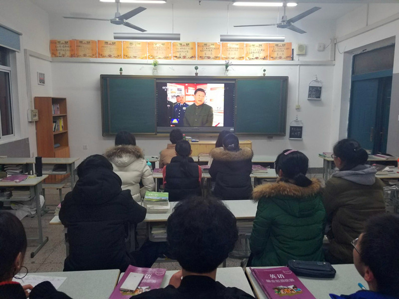 信息管理學(xué)院組織學(xué)生觀看央視新聞聯(lián)播進(jìn)一步加強(qiáng)意識(shí)形態(tài)教育