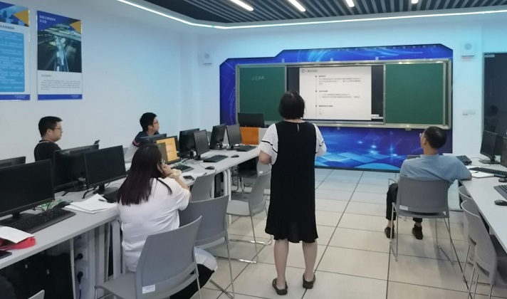 迎評促建--信息管理學(xué)院開展聽課試講活動