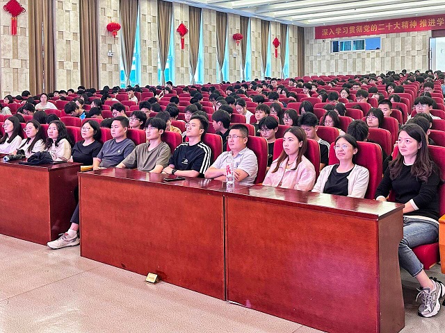 信息管理學(xué)院舉辦《人工智能數(shù)據(jù)行業(yè)分享》講座