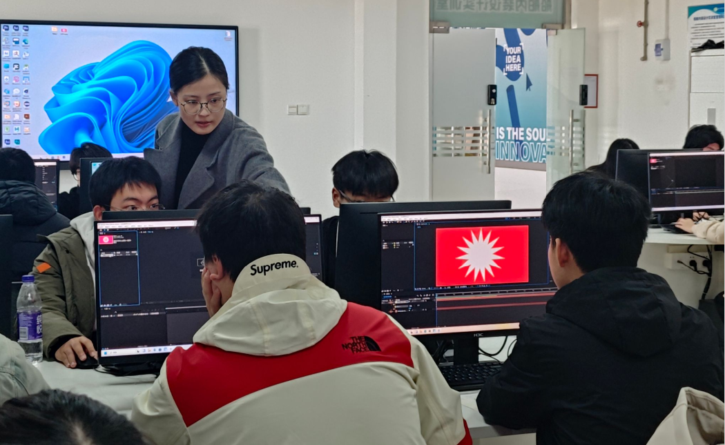 信息管理學(xué)院青年教師楊際略開設(shè)校級公開課