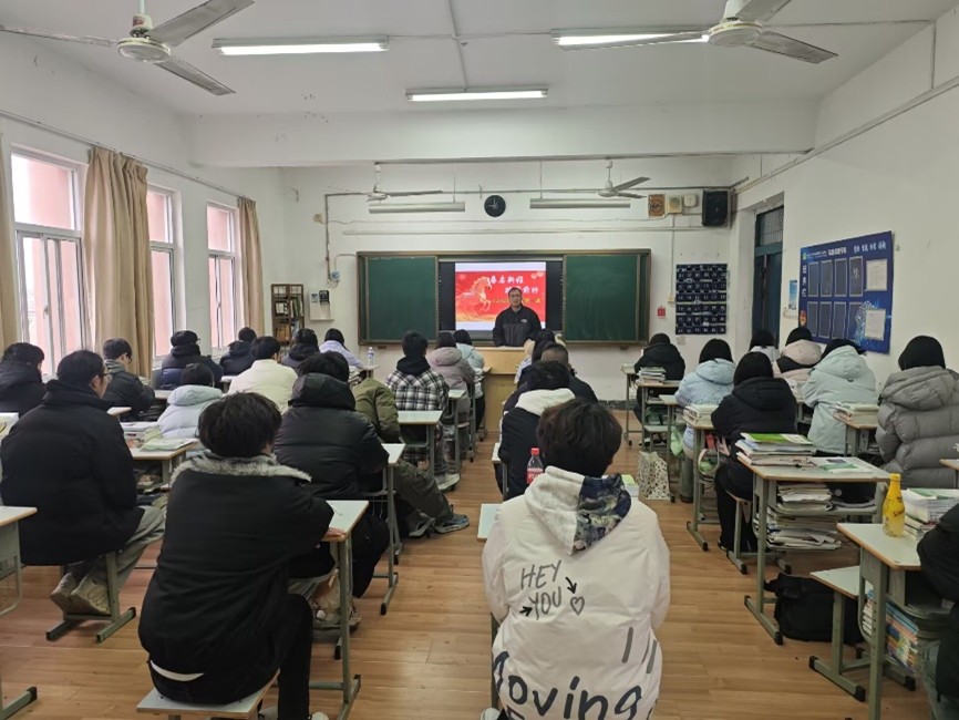 健康為本，技能為翼，做新時代能工巧匠——信息管理學院“開學第一課”