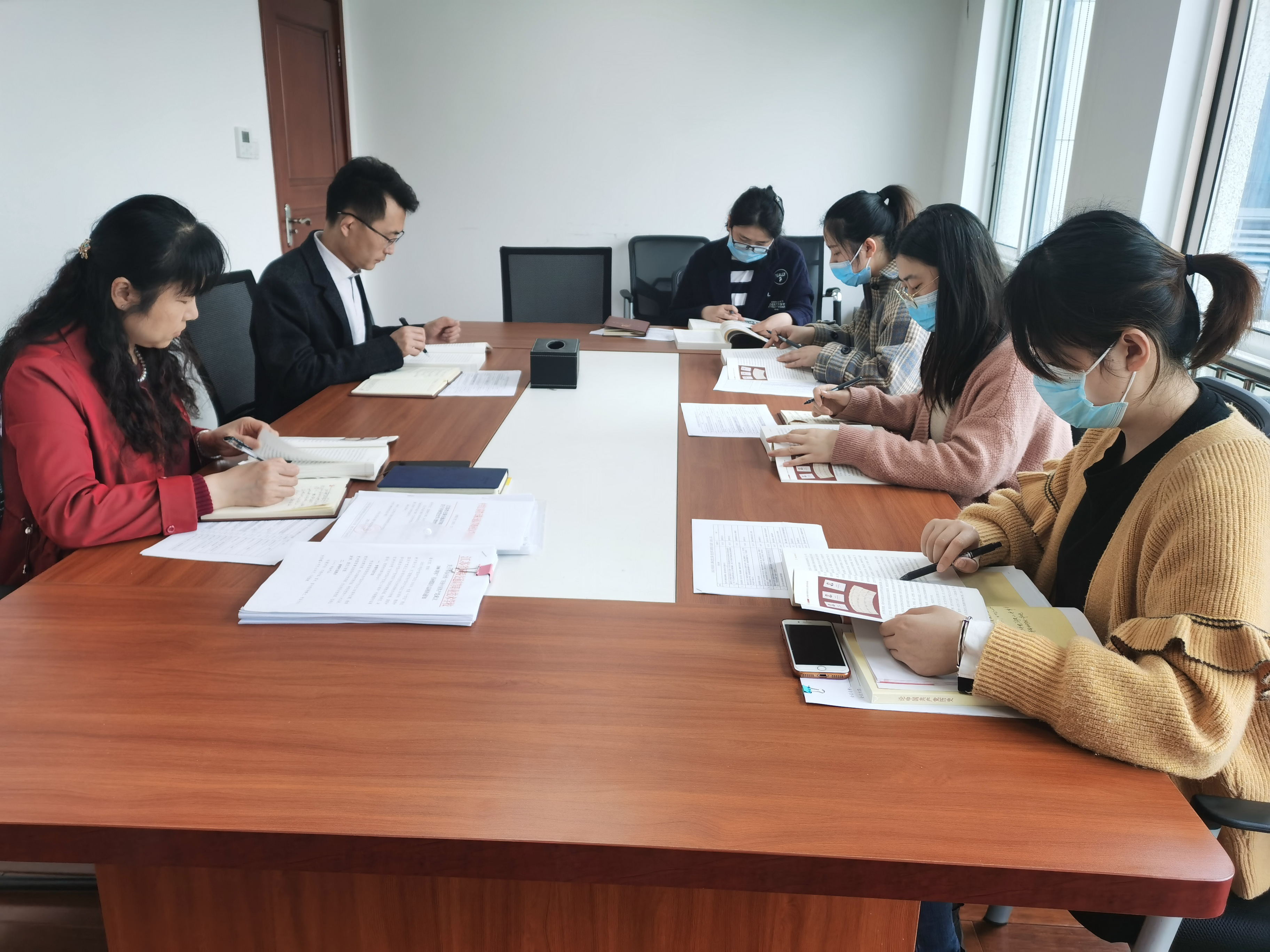 組織人事處黨支部召開黨史學習教育讀書會